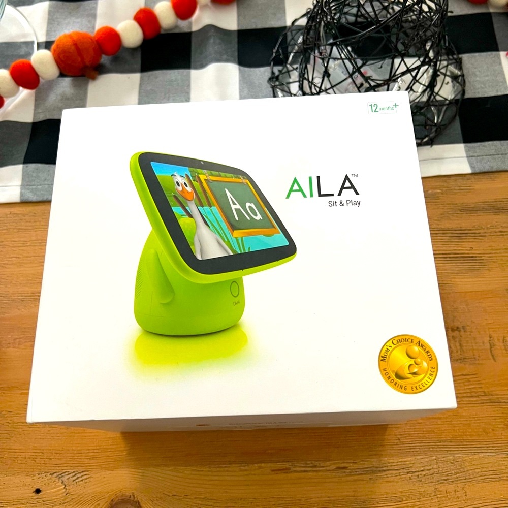 AILA Sit & Play Learning Tablet in Lime Green
